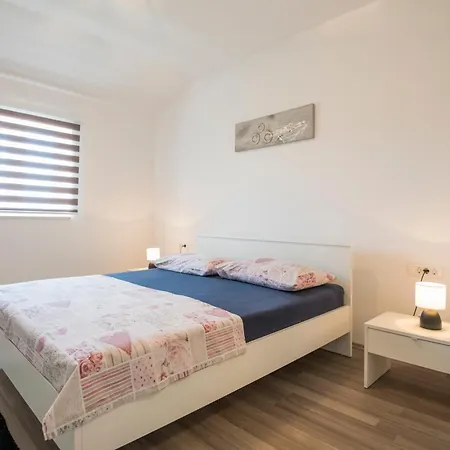 וילה Natalija Zmijavci