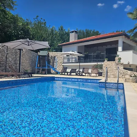 וילה Natalija Zmijavci